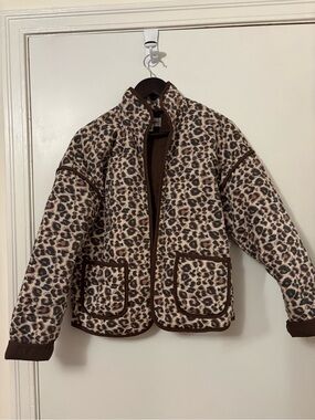 Leopard print quilted jacket